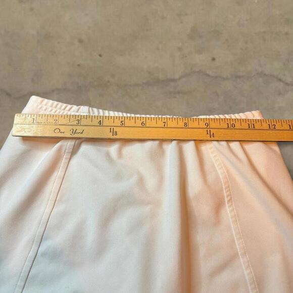 adidas vintage tennis skort
white
sz xs
2006 - Picture 10 of 10